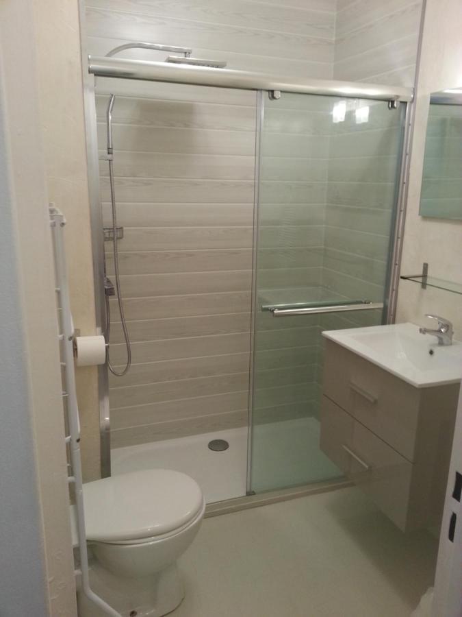 Studio Bord De Mer Nice Ouest Apartment Luaran gambar