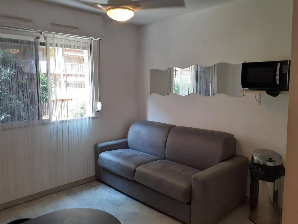 Studio Bord De Mer Nice Ouest Apartment Luaran gambar